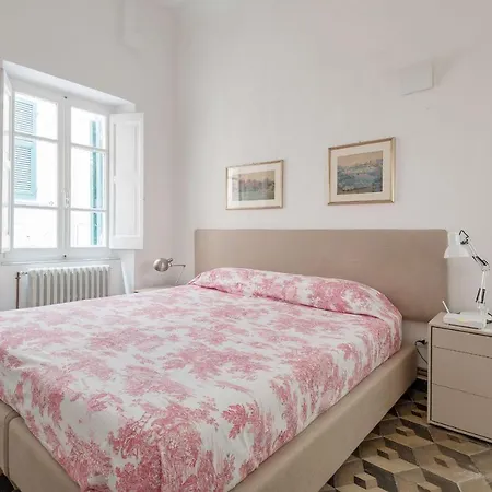 Appartement Marina Apartment, Unique, Authentic, Beachfront, 2 Aircondo Bdr , 2bht, Easy To Train Or From Private Parking *